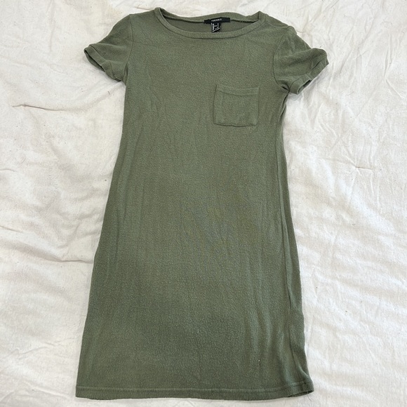 🛍 3/$10 Forever 21 Green Teeshirt dress - body con style - Picture 2 of 6